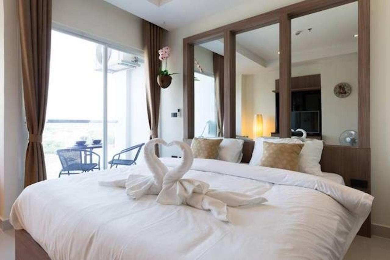 Nam Talay Jomtien Beach Kültér fotó
